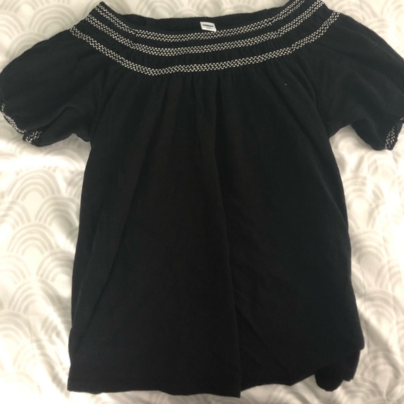 Black off the shoulder top - Picture 1 of 3